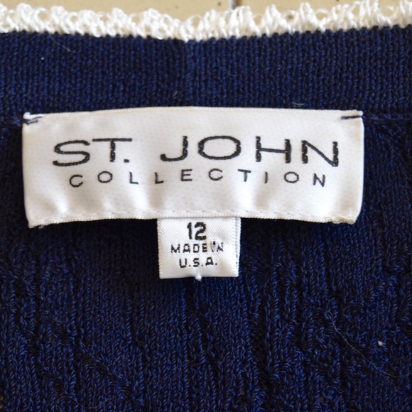 St. John Collection Navy Lacey Knit Enameled Buttons Cardigan - Picture 4 of 12